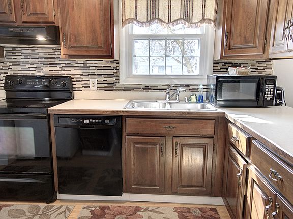5th image of 4632 Wilburn Dr