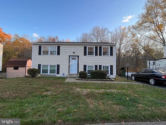 3rd image of 14210 Mapledale Ave