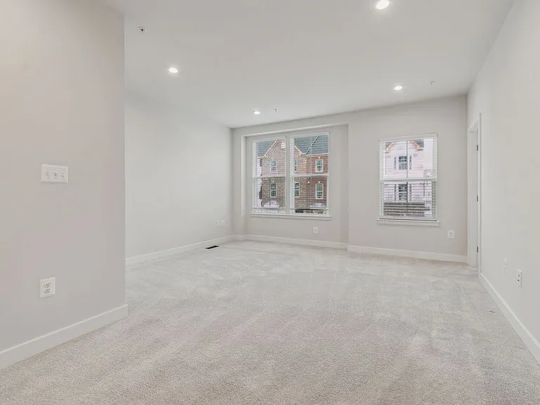 108 Lawndale Dr #1001G — Photo 17