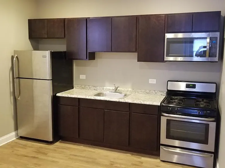 7801 S May St #2 — Photo 1