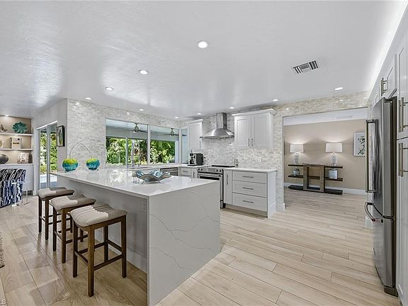 4th image of 517 Turtle Hatch LN