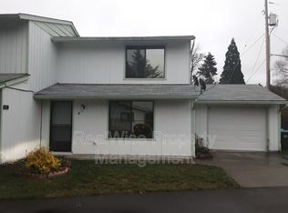 1669 Cloverlawn Dr UNIT B, Grants Pass, OR