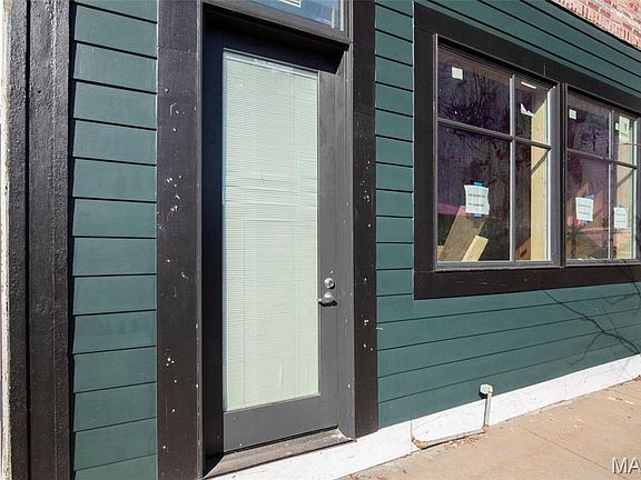 2nd image of 7011 S Broadway