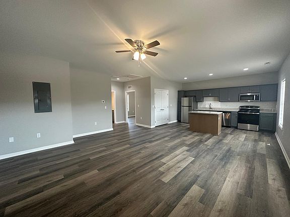 2nd image of 1071 Golden Leaf Blvd #1