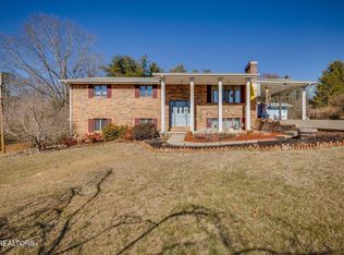 929 Nantucket Ave, Mt Carmel, TN 37645