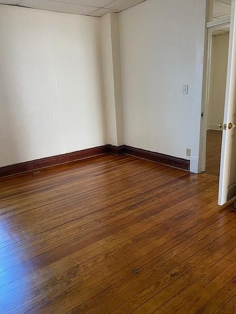 1st image of 805 S 15th St