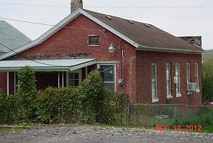 2nd image of 713 N 4th St