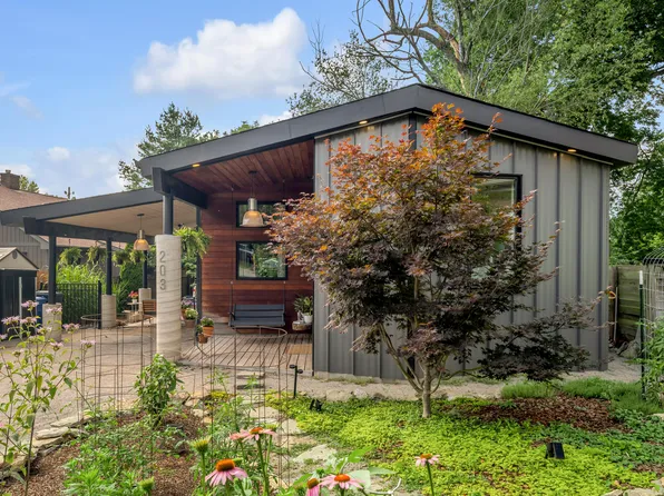 203 Lincoln Ave, Lexington, KY 40502
