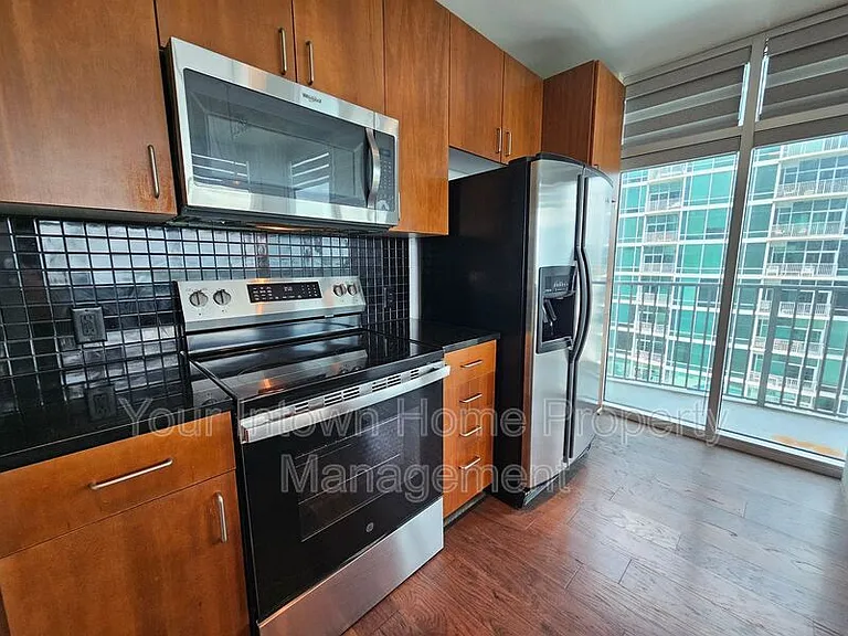 923 Peachtree St NE #1333 — Photo 12