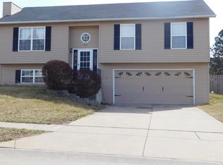 418 Picket Fence Dr, Wentzville, MO 63385