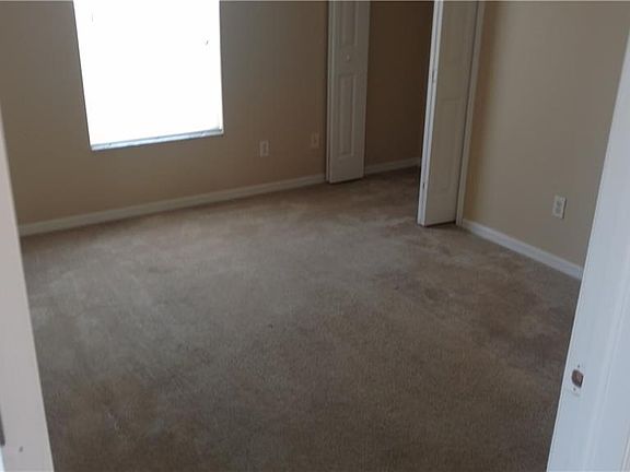 4th image of 2110 Floyd Ave S