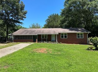 8224 Highland Dr SW, Covington, GA 30014