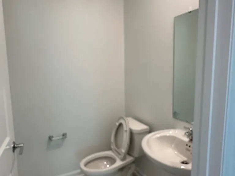 4039 Ambrose Ave — Photo 10