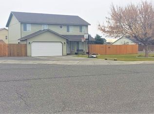 4823 S Benton Pl, Kennewick, WA 99337