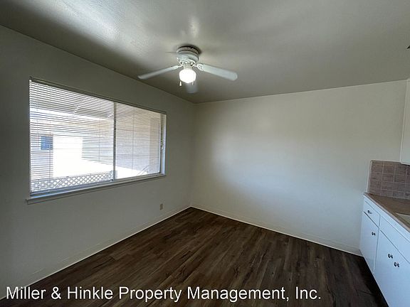 5th image of 1626 Queen Charlotte Dr APT 4