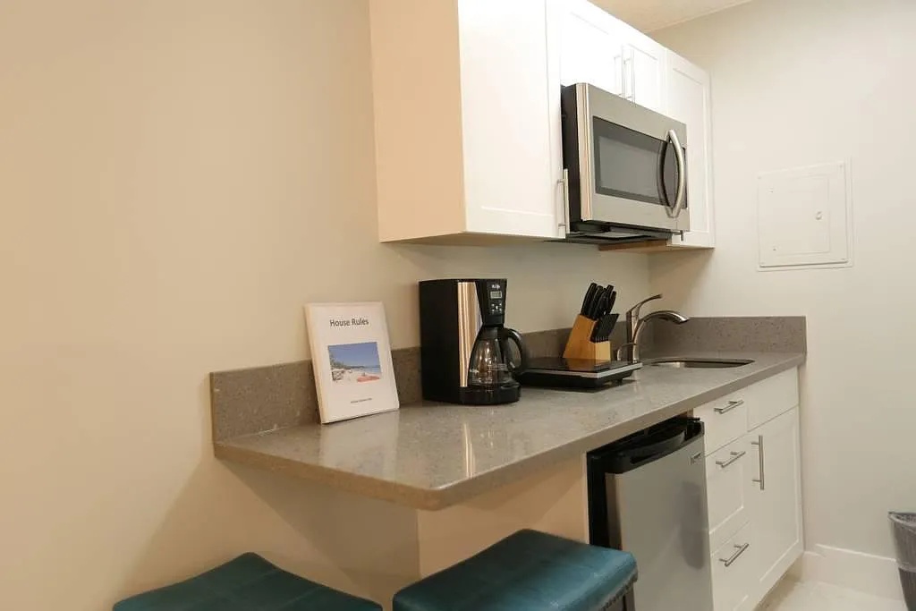 Building Photo - 447 Nahua St #209