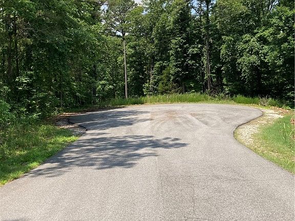 5th image of Woodbridge Dr #15