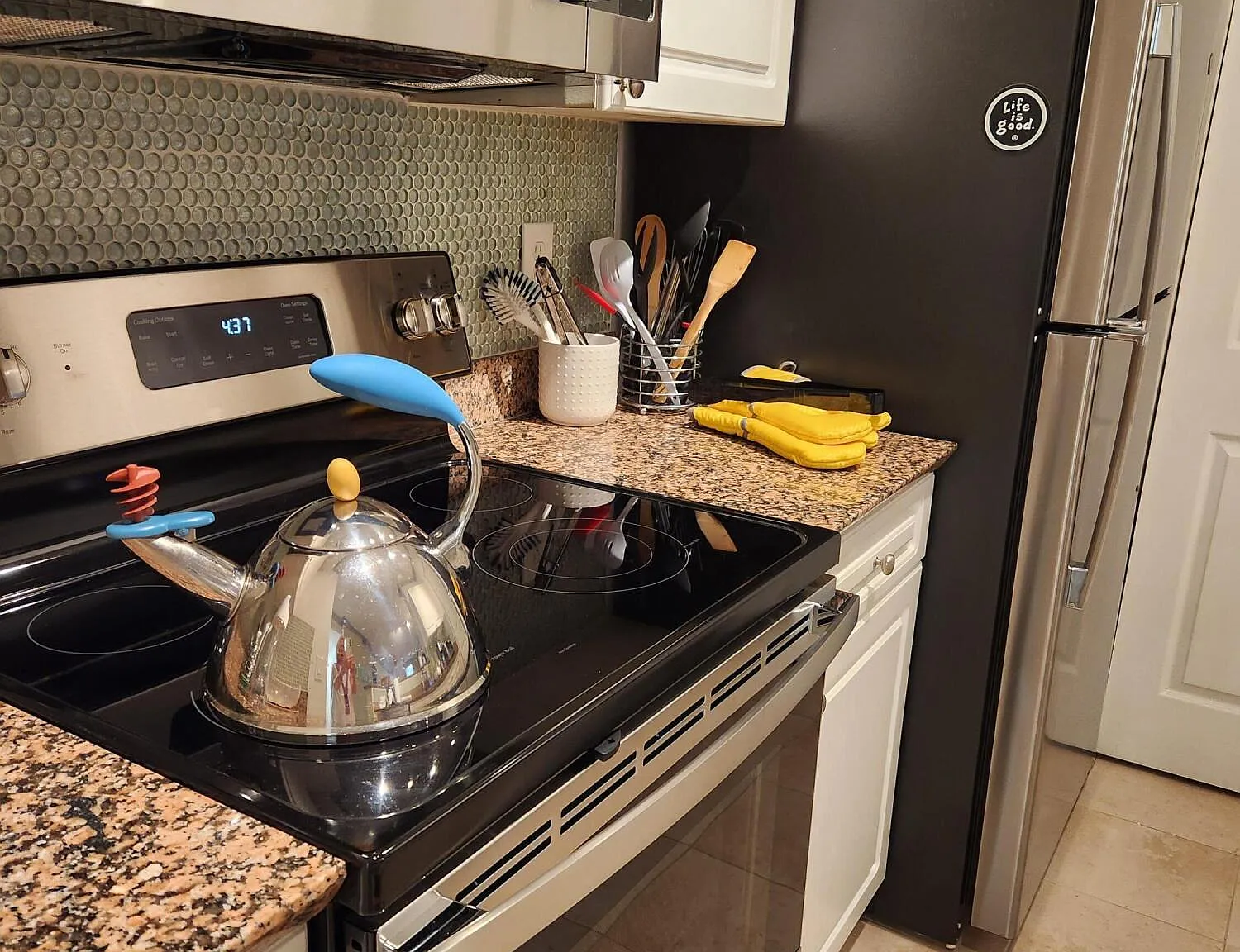 2 bed, 2.0 bath, 1134 sqft, $3,600 — Photo 3
