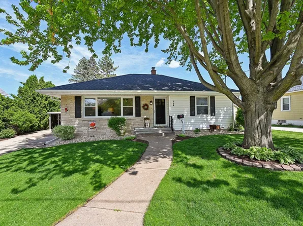 218 S Main St, Oregon, WI 53575