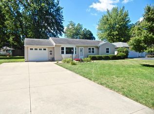 434 Saint Aubin Cir, Manteno, IL 60950