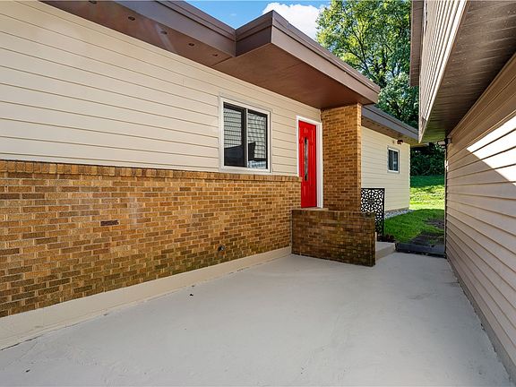 2nd image of 200 Elfinwild Rd