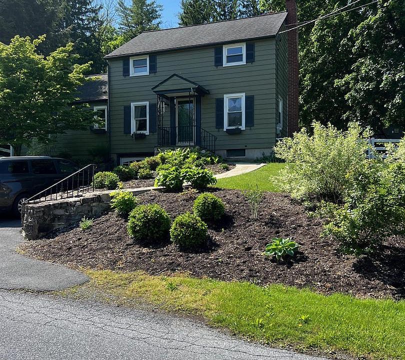 2nd image of 141 Schoffers Rd