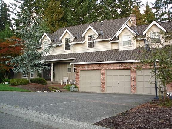 Approaching house