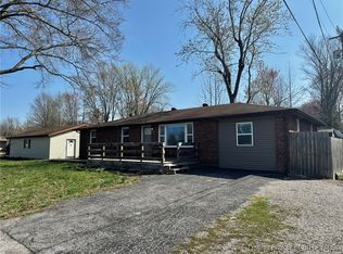 625 N Church St, Austin, IN 47102