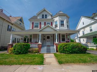 286 Guy Park Ave, Amsterdam, NY 12010