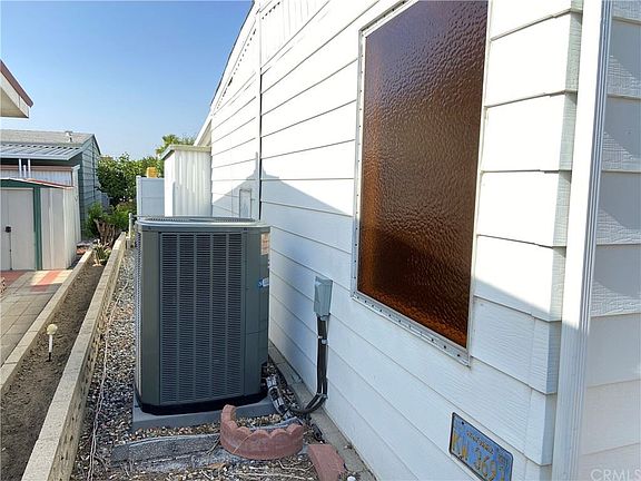 5th image of 601 N Kirby St Spc 212