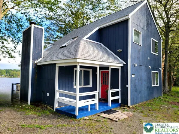 3172 Carobeth Dr, Tobyhanna, PA 18466