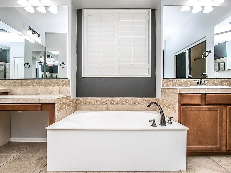 363 W Lantana Pl — Photo 27