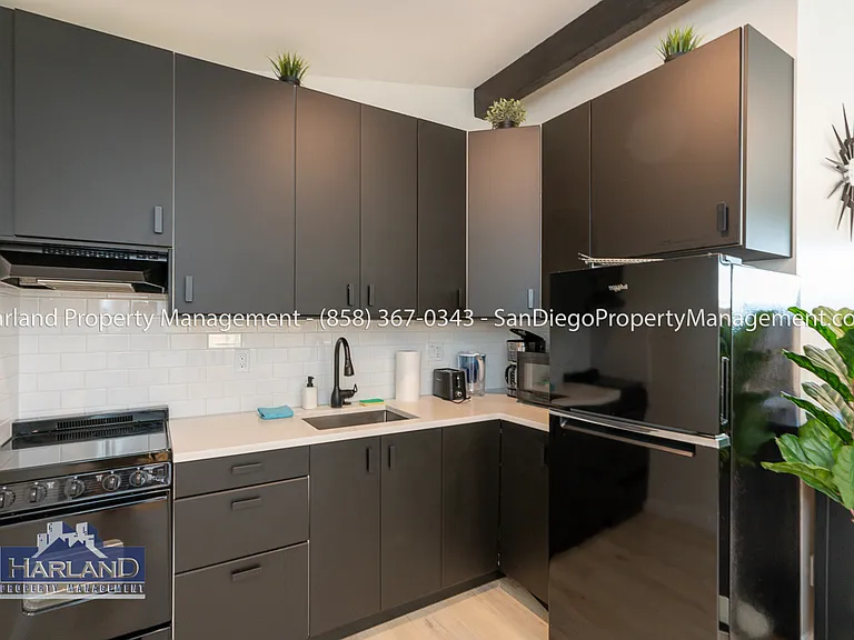 2831 Monroe Ave #2 — Photo 7
