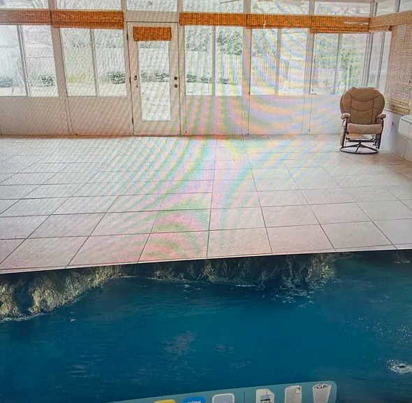 102 Essex Ct — Photo 3