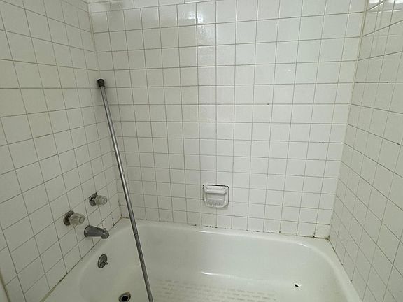 4th image of 4752 W Arlington Park Dr APT 1