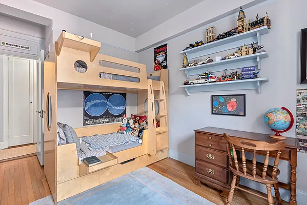 Sold by Brooklyn Heights Real Estate Inc | media 10