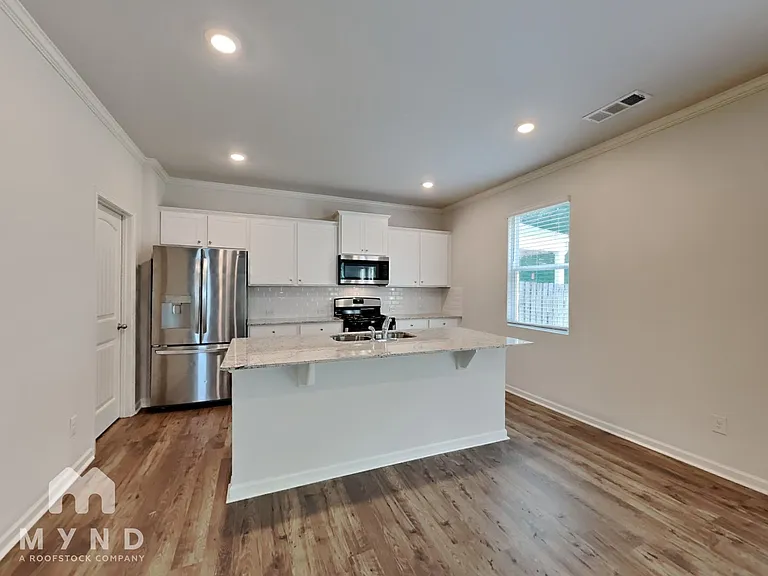 262 Barnwood Ln — Photo 4