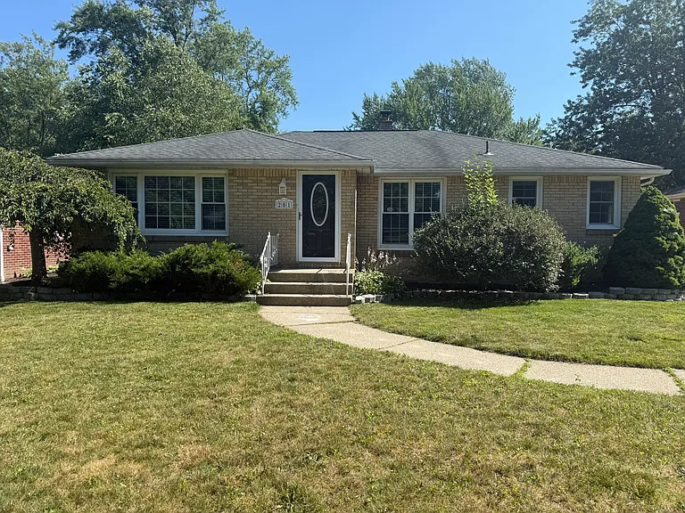 201 Siegfried Dr — Photo 14