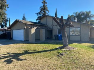 390 Cottonwood Dr, Manteca, CA 95336