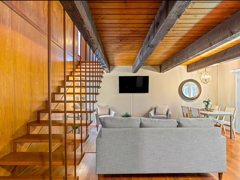 1521 Seal Way #C — Photo 3