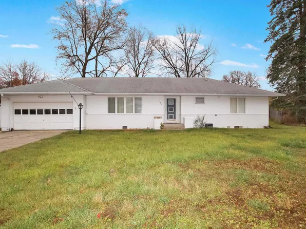 425 Victoria Ct, Sioux City, IA 51104