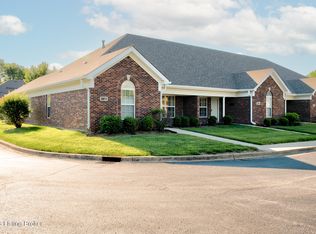 8211 Delta Cir, Louisville, KY 40228