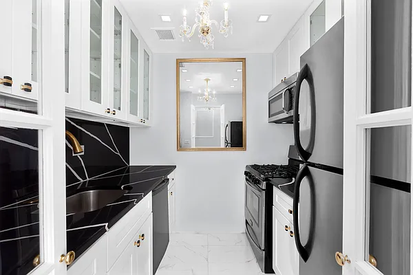 Rented by Compass | media 14