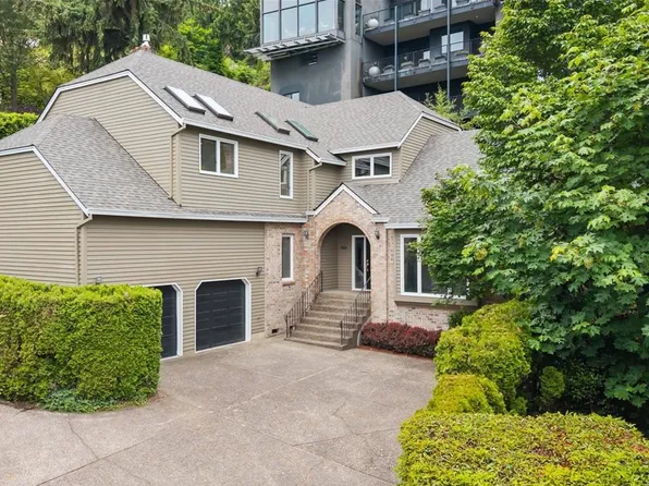 2920 NW Shenandoah Ter, Portland, OR 97210