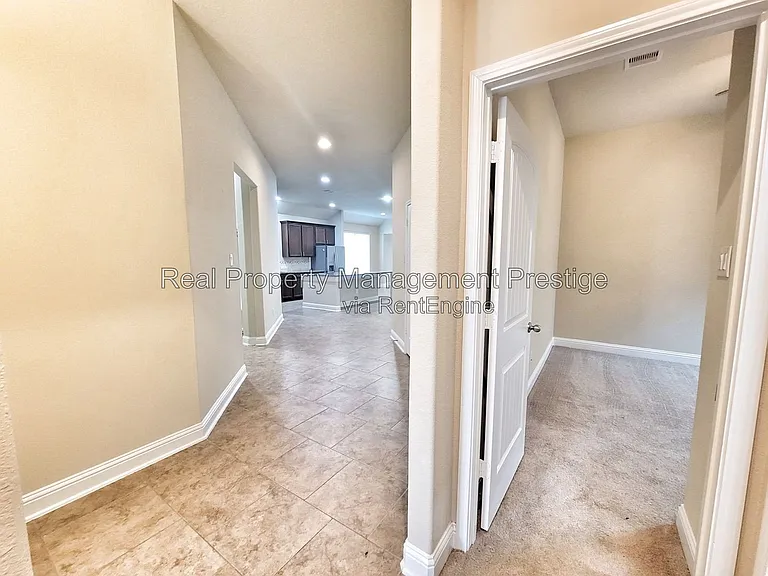 4820 Piares Ln — Photo 6