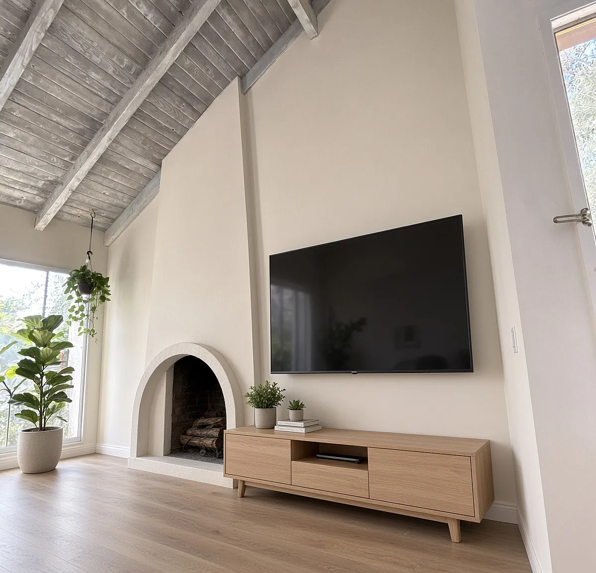1215 N Nopal St — Photo 1