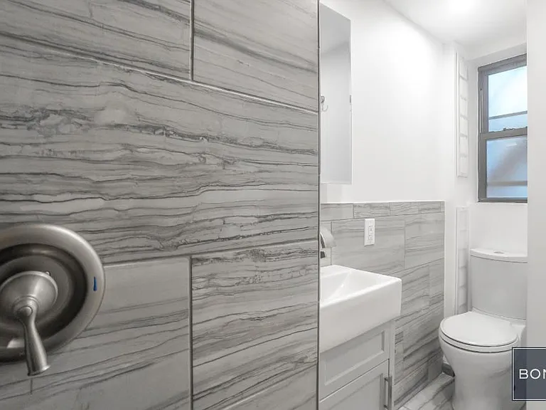 149 1st Ave #3R — Photo 10