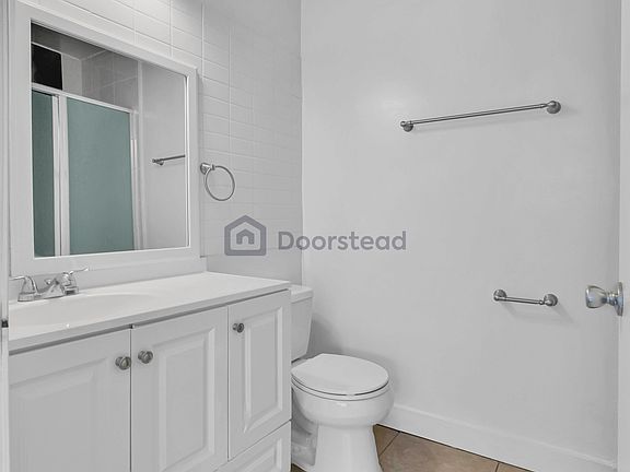 3rd image of 3749 1/2 Westwood Blvd #7