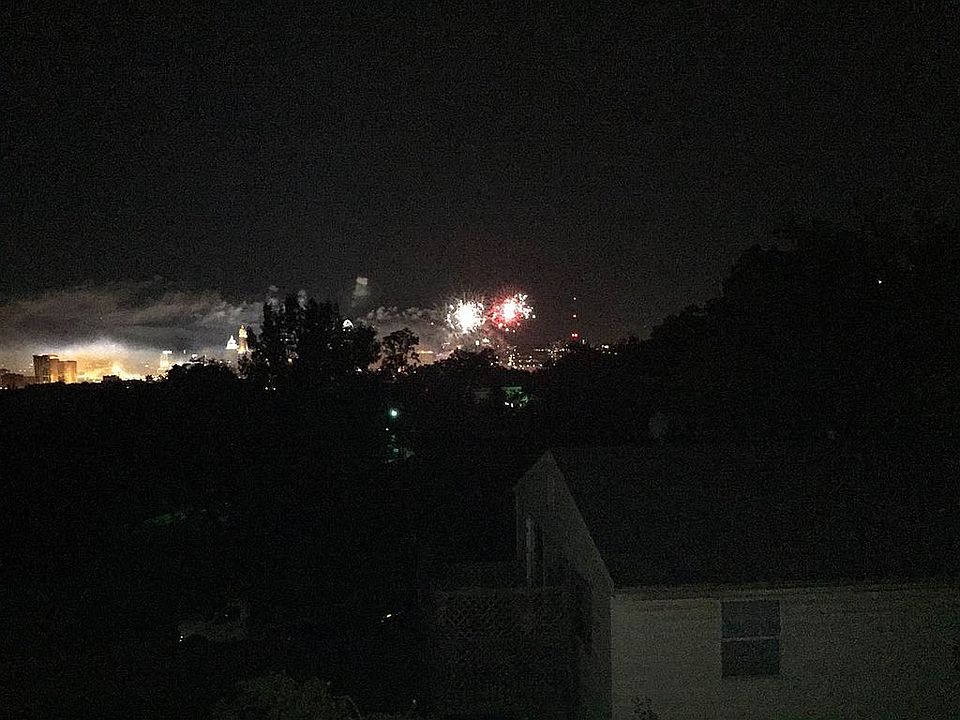 2nd image of 187 Grandview Ave