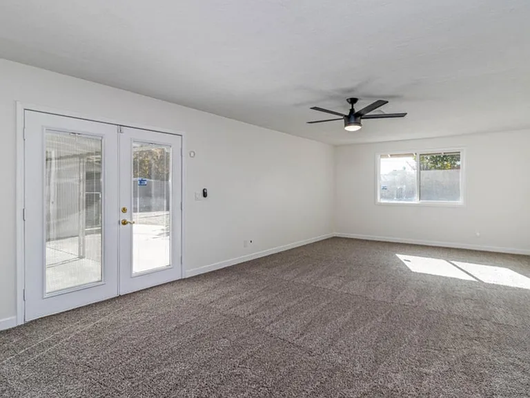 1303 W Devonshire St #1 — Photo 18